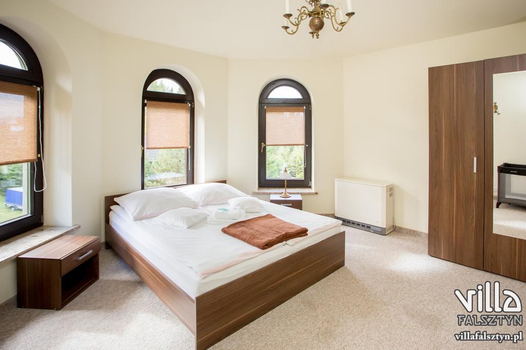 Villa Falsztyn Holiday Home Экстерьер фото