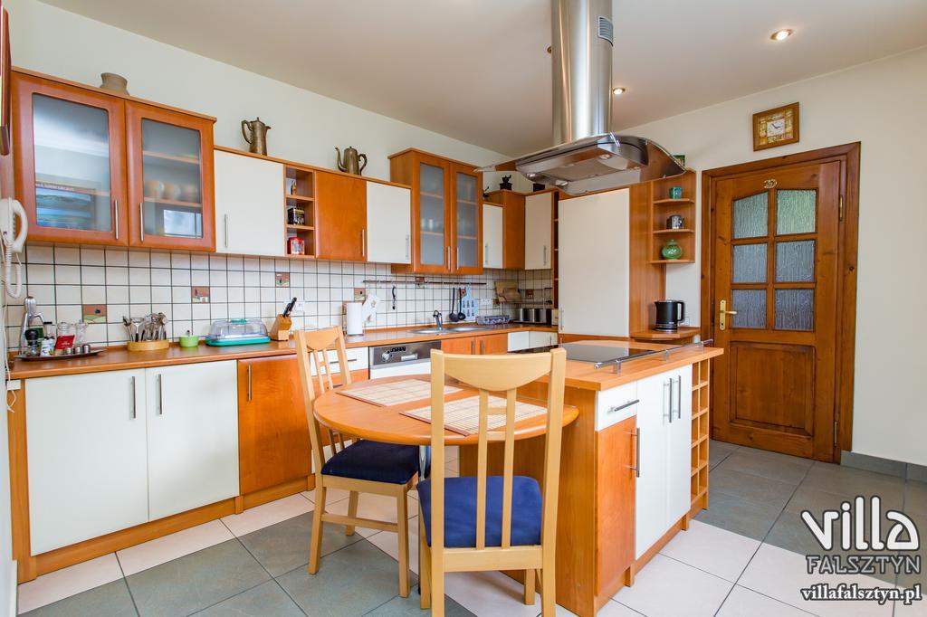 Villa Falsztyn Holiday Home Экстерьер фото